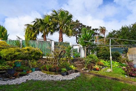 Photo of property in 27 Moire Road, Massey, Auckland, 0614