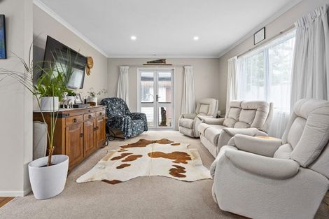 Photo of property in 53 Hamilton Road, Cambridge, 3434