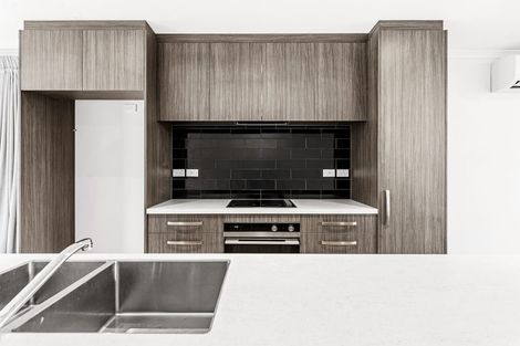 Photo of property in 9 Seafarer Crescent, Stanmore Bay, Whangaparaoa, 0932