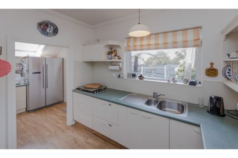 Photo of property in 105a Hinau Street, Riccarton, Christchurch, 8041