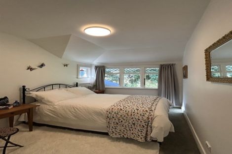 Photo of property in 1/1 Wilkinson Street, Oriental Bay, Wellington, 6011