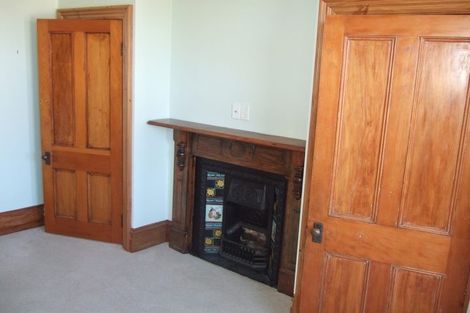 Photo of property in 80 Rolleston Street, Mount Cook, Wellington, 6021