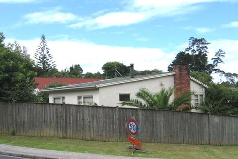 Photo of property in 1/801 Beach Road, Browns Bay, Auckland, 0630