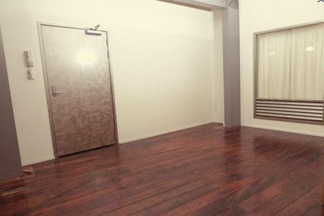 Photo of property in 20 Egmont Street, Te Aro, Wellington, 6011
