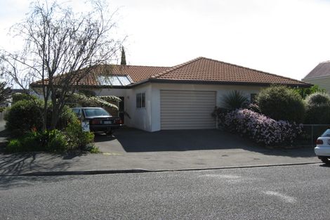 Photo of property in 118 Tasman Street, Nelson, 7010