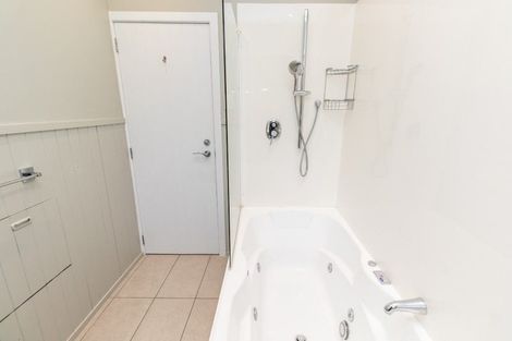 Photo of property in 8 Melvill Grove, Waterloo, Lower Hutt, 5011