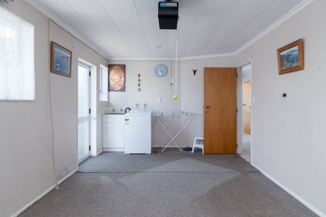 Photo of property in 82 Celia Street, Stratford, 4332