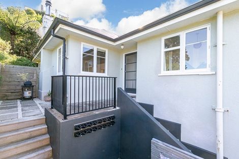 Photo of property in 51 Jackson Street, Island Bay, Wellington, 6023