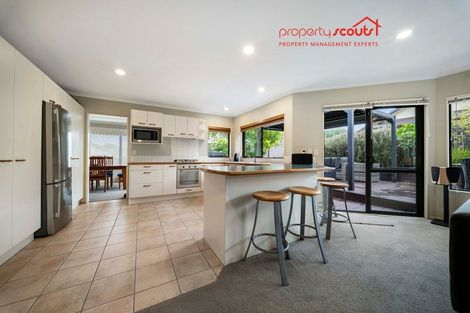 Photo of property in 9 Millisle Place, East Tamaki Heights, Auckland, 2016