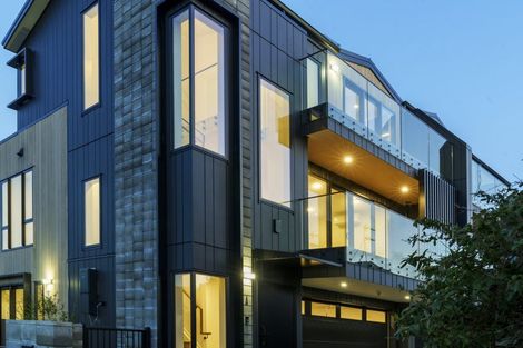 Photo of property in 18a Stratford Avenue, Milford, Auckland, 0620