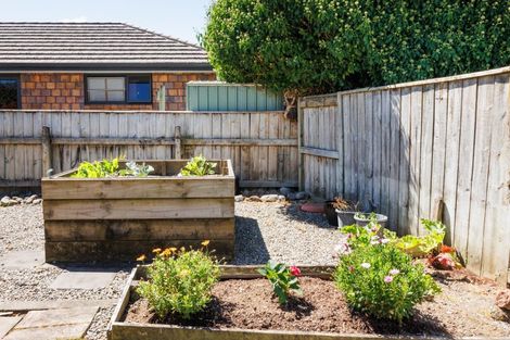 Photo of property in 3 Ruamahanga Crescent, Terrace End, Palmerston North, 4410