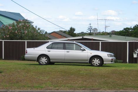 Photo of property in 1/32 Kowhai Road, Campbells Bay, Auckland, 0630