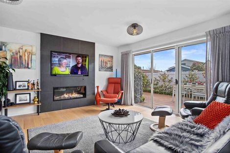 Photo of property in 1 Green Street, Rangiora, 7400