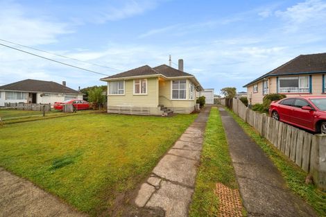 Photo of property in 11 Avon Street, Stratford, 4332