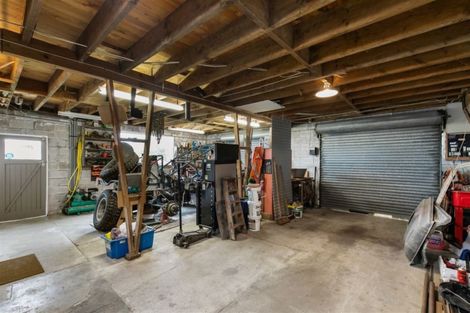 Photo of property in 39 Cliff Road, Torbay, Auckland, 0630