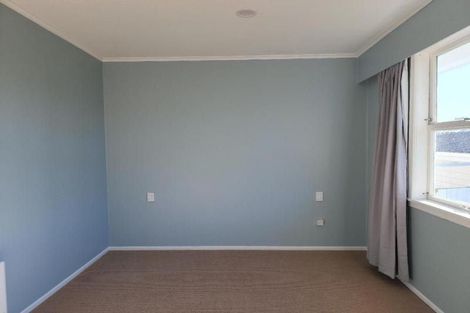 Photo of property in 28 Old South Road, Okato, 4335
