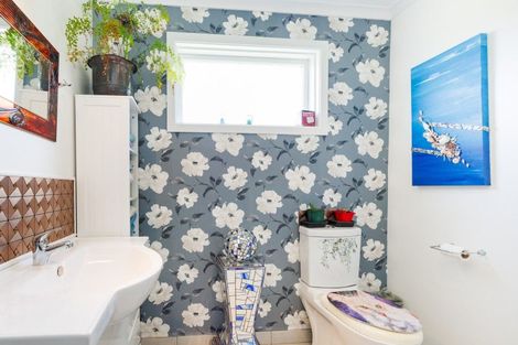 Photo of property in 23 Calico Line, Marton, 4710