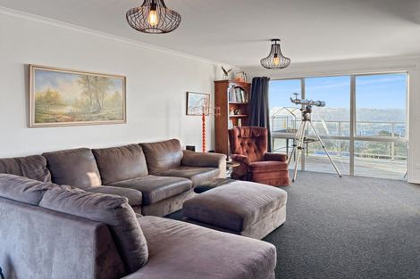 Photo of property in 18 Tamar Street, South Hill, Oamaru, 9400