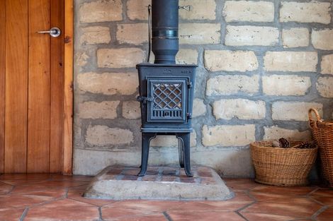 Photo of property in 210 Tirohanga Road, North Taieri, Mosgiel, 9092