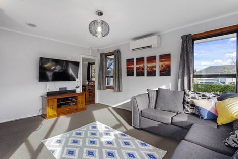 Photo of property in 6 Salmond Street, Hoon Hay, Christchurch, 8025