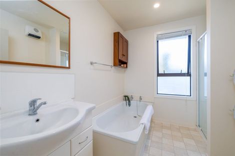 Photo of property in 3 Gibson Drive, Hornby, Christchurch, 8042