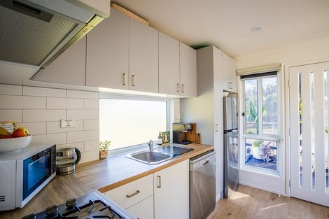 Photo of property in 76 Riddell Road, Kerikeri, 0230