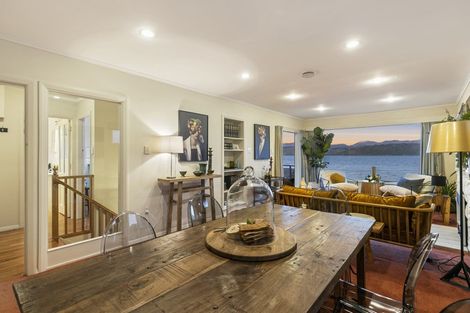 Photo of property in 283 Karaka Bay Road, Karaka Bays, Wellington, 6022