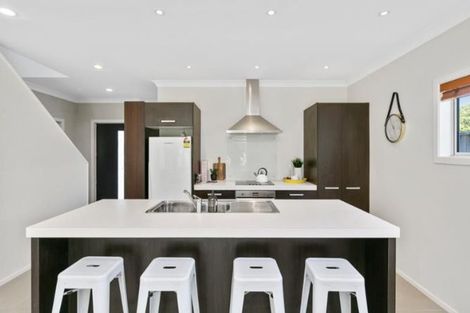 Photo of property in 46a Parkvale Road, Karori, Wellington, 6012