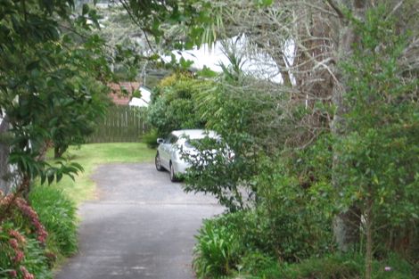 Photo of property in 2/348 Glenfield Road, Glenfield, Auckland, 0629
