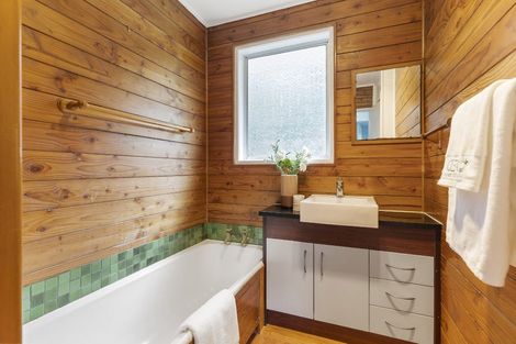 Photo of property in 109 Salamanca Road, Sunnynook, Auckland, 0620