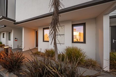 Photo of property in 2/69 Suva Street, Upper Riccarton, Christchurch, 8041