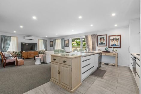 Photo of property in 20 Western View Heights, Horahora, Whangarei, 0110