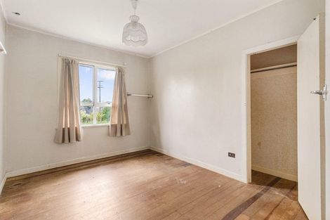 Photo of property in 658 Te Atatu Road, Te Atatu Peninsula, Auckland, 0610