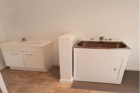 Photo of property in 70 Tukapa Street, Westown, New Plymouth, 4310