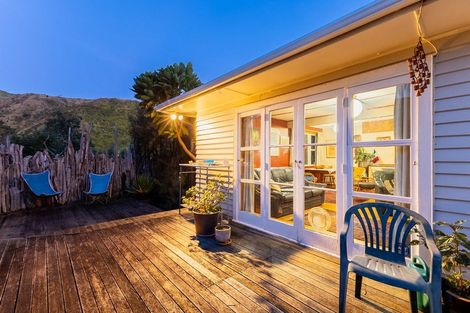 Photo of property in 5 Leinster Avenue, Raumati South, Paraparaumu, 5032