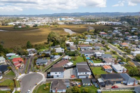 Photo of property in 13 Edgerton Road, Te Atatu Peninsula, Auckland, 0610