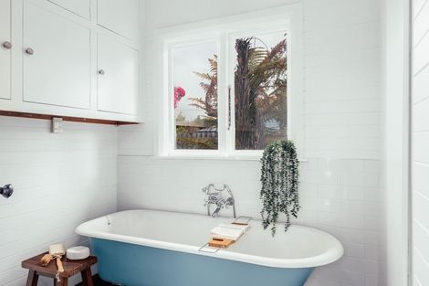 Photo of property in 66 Saint Martins Road, Saint Martins, Christchurch, 8022