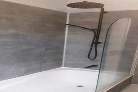 Photo of property in 75 Severn Street, Island Bay, Wellington, 6023