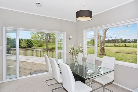 Photo of property in 15 Brian Wood Lane, Karaka, Papakura, 2580