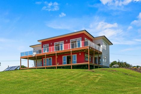 Photo of property in 1532 Carrington Road, Hurworth, New Plymouth, 4371