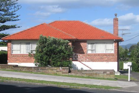 Photo of property in 1/7 Forrest Hill Road, Milford, Auckland, 0620