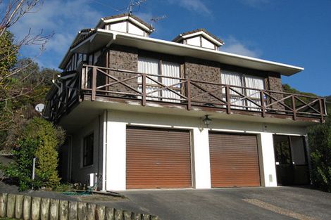 Photo of property in 39 Holland Street, Wainuiomata, Lower Hutt, 5014