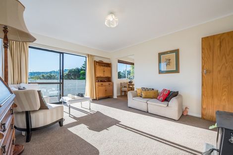 Photo of property in 32 Kingsley Street, Stokes Valley, Lower Hutt, 5019