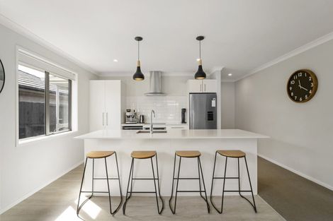 Photo of property in 5 Tamapahore Boulevard, Papamoa Beach, Papamoa, 3118