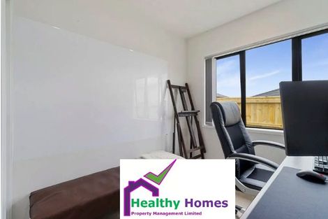 Photo of property in 10 Verdot Close, Kumeu, 0810