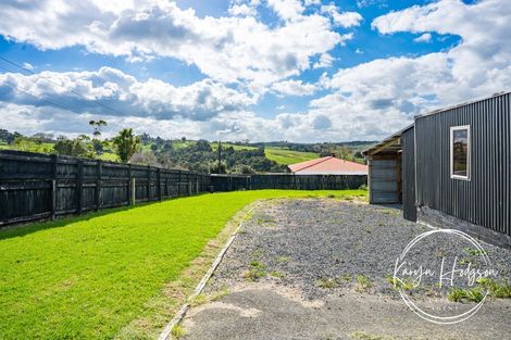 Photo of property in 103 Hurndall Street East, Maungaturoto, 0520