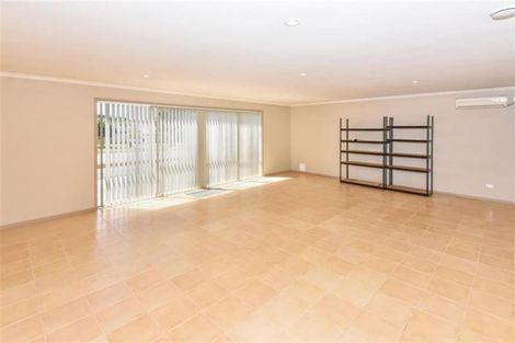 Photo of property in 416 Chapel Road, Flat Bush, Auckland, 2016