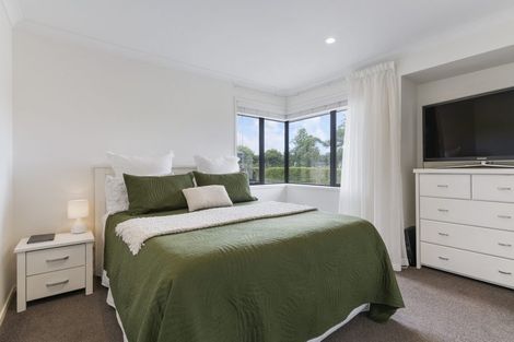 Photo of property in 17 Wautaiti Drive, Riverhead, 0820
