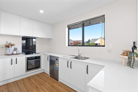 Photo of property in 2 Saint Clio Street, Ilam, Christchurch, 8041