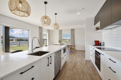 Photo of property in 2 Benn Street, Amberley, 7410